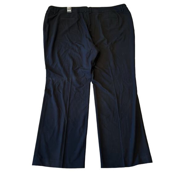 NWT Amanda & Chelsea Black Contemporary Straight Leg Fit Trouser Size 24W - Picture 3 of 10